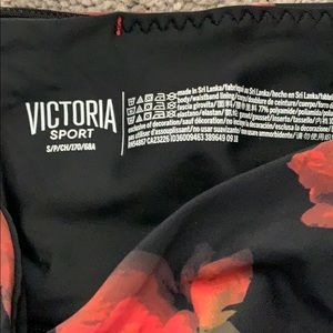 Victoria's Secret Pants - VS Sport leggings 7/8 length Victoria's Secret Pants - VS Sport leggings 7/8 length